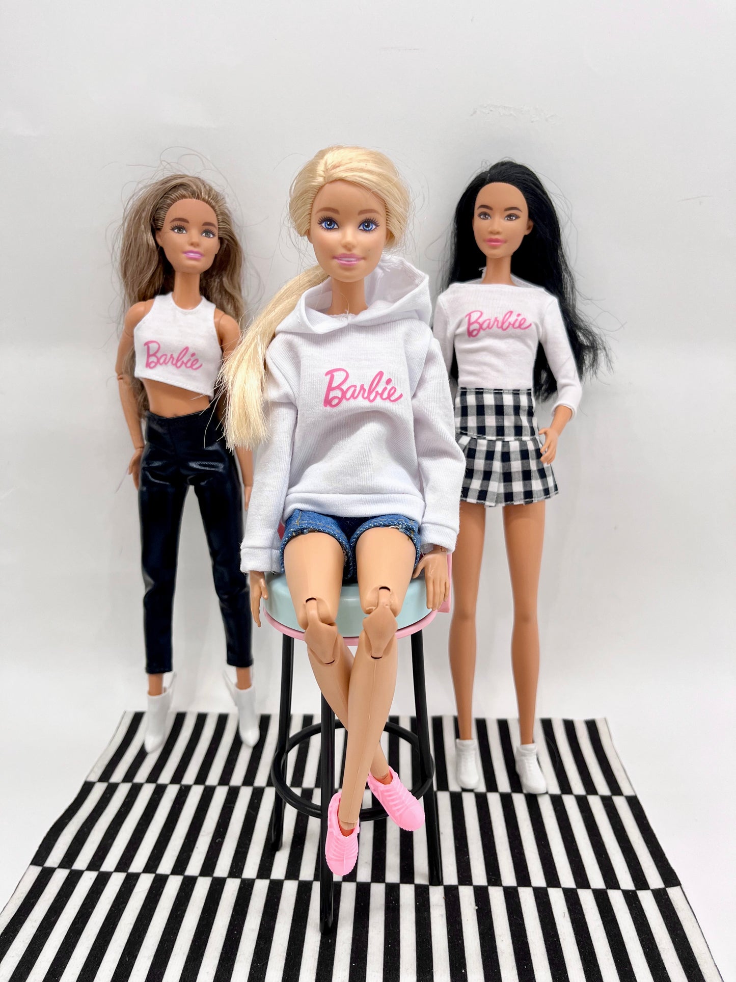 Блуза с надпис “Barbie” - различни видове