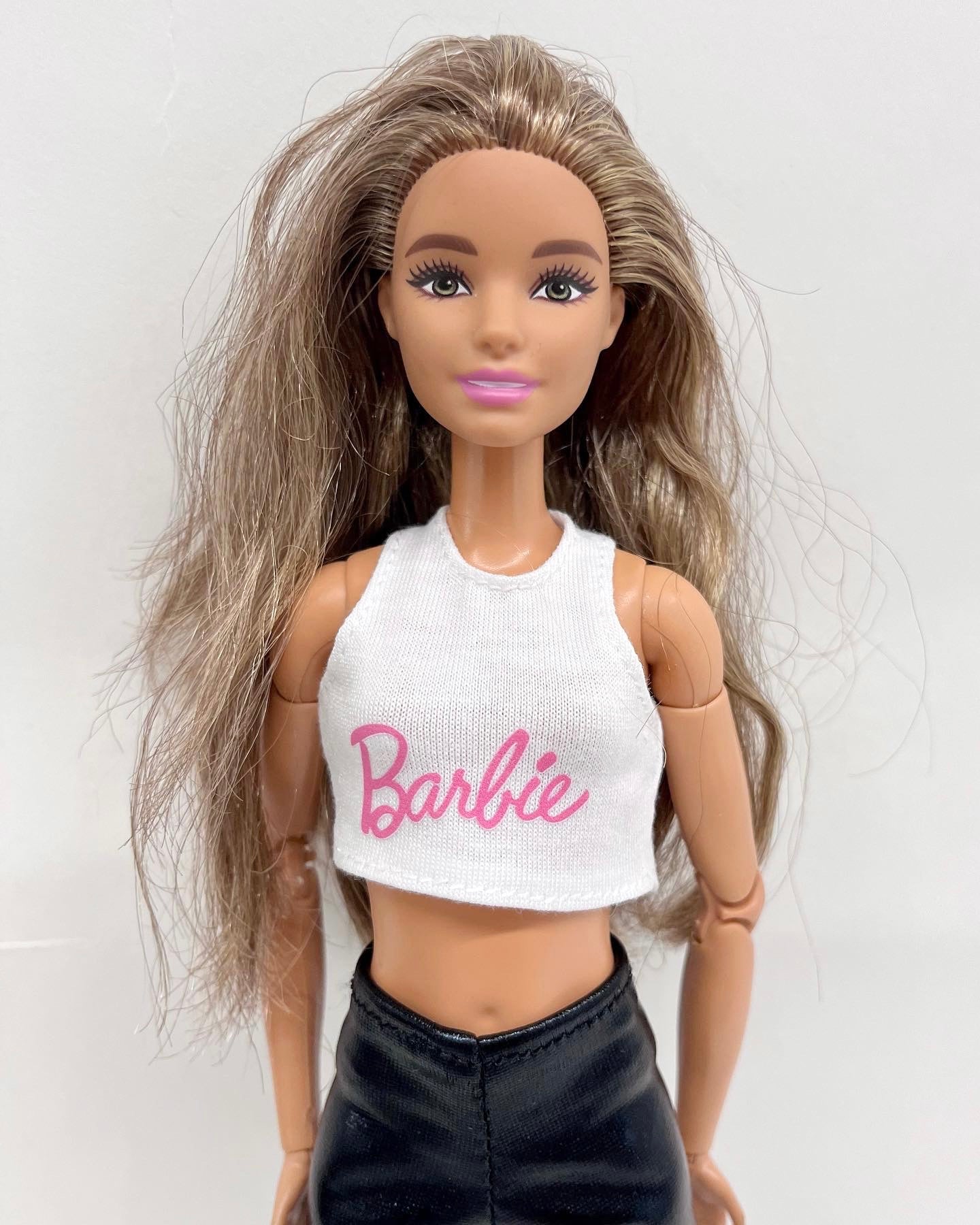 Блуза с надпис “Barbie” - различни видове