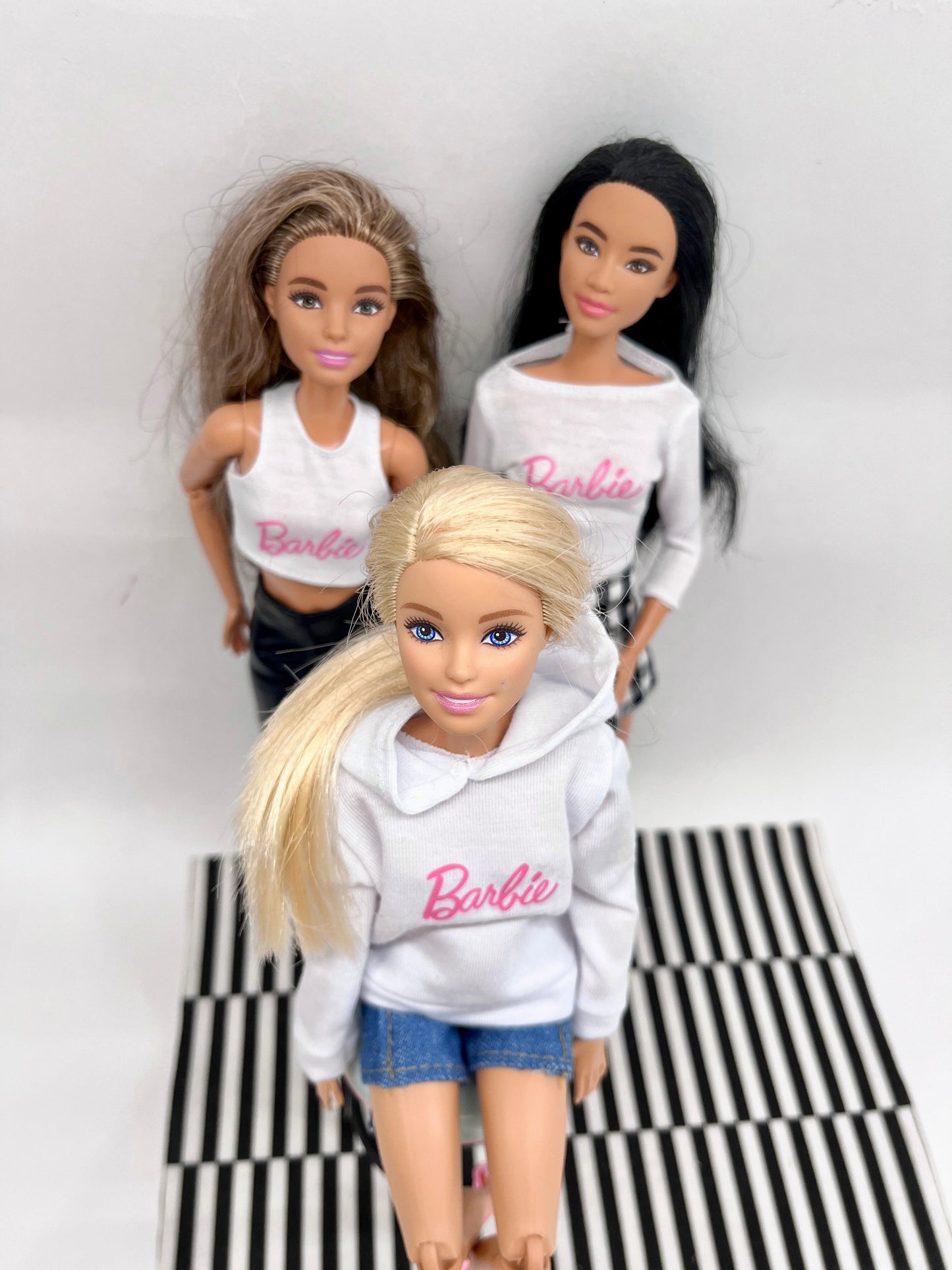 Блуза с надпис “Barbie” - различни видове